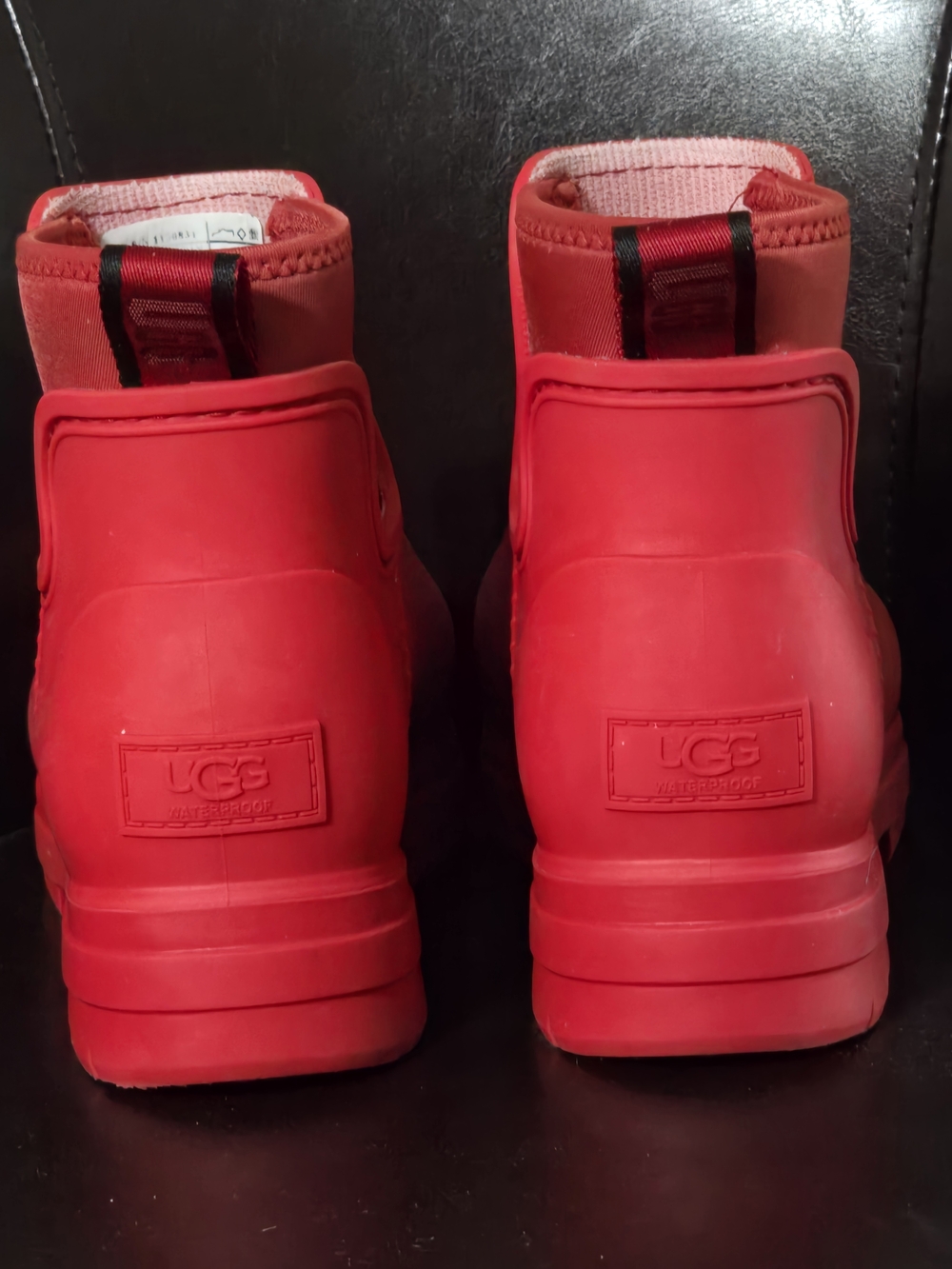 UGG Waterproof Red Chelsea Rain Boots Fur Lined Size 8 - Picture 12 of 13